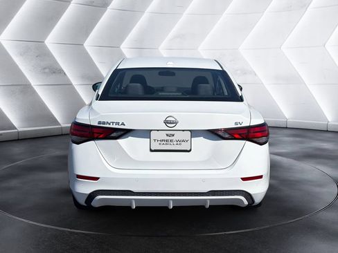Used 2024 Nissan Sentra SV FWD image 4
