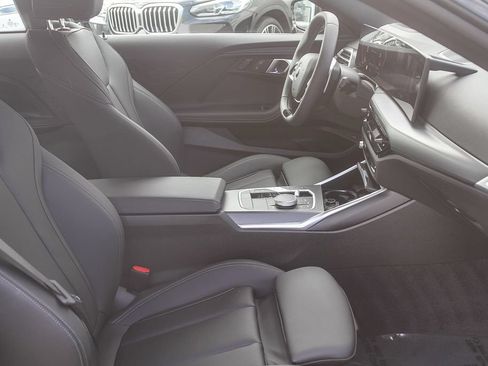 Used 2025 BMW 230i Coupe RWD image 9