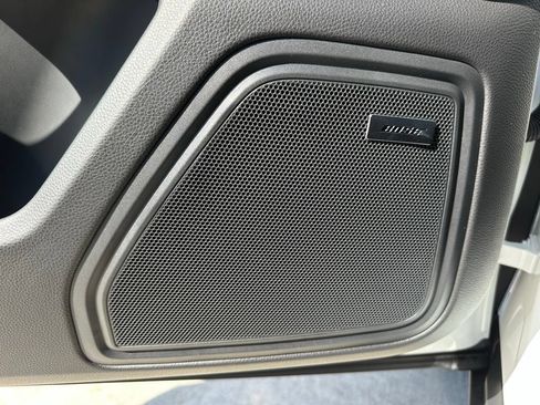 Certified 2026 Porsche Macan AWD/4WD image 21