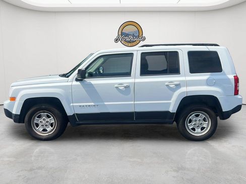 Used 2014 Jeep Patriot Sport w/ Power Value Group AWD/4WD image 21