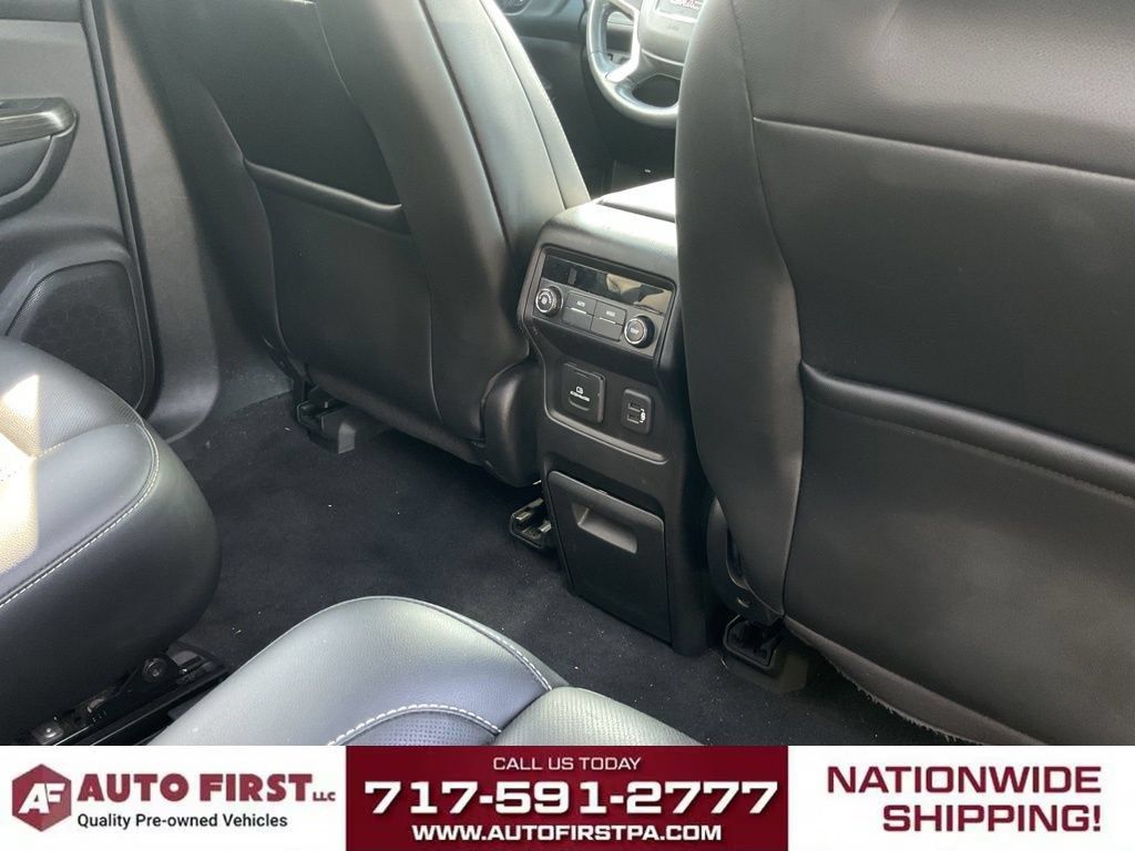 Used 2019 GMC Acadia SLT AWD/4WD image 14