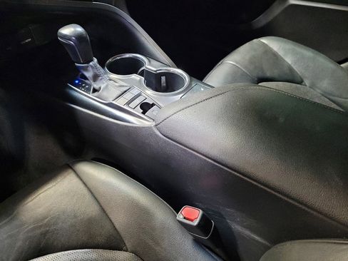 Used 2020 Toyota Camry XSE image 26