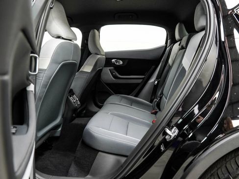 Used 2022 Polestar Polestar 2 AWD/4WD image 18