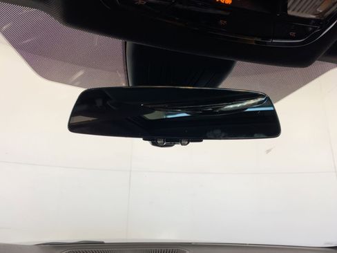 Used 2021 BMW 430i Coupe w/ Convenience Package image 17