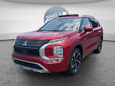 New 2025 Mitsubishi Outlander SEL image 19