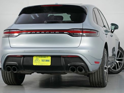 Used 2023 Porsche Macan image 5
