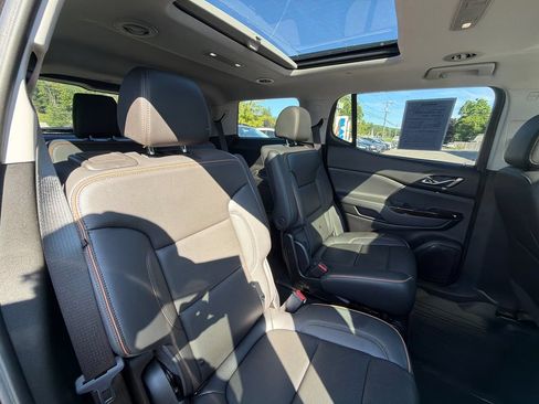 Used 2023 GMC Acadia AT4 w/ GMC Pro Grade Package AWD/4WD image 35