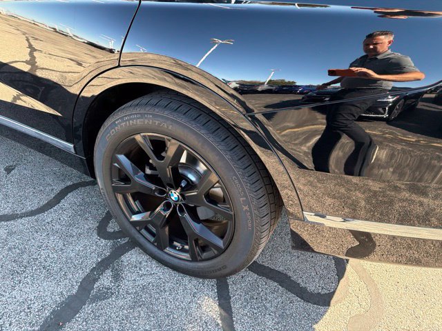 Used 2021 BMW X7 xDrive40i w/ Cold Weather Package AWD/4WD image 9