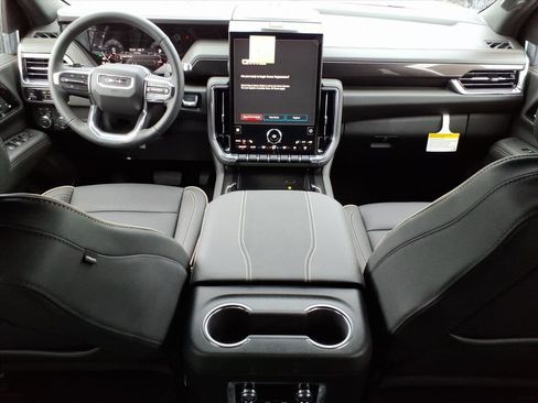 New 2026 GMC Yukon Elevation image 10