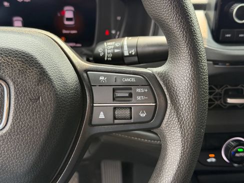Used 2025 Honda Accord SE image 16