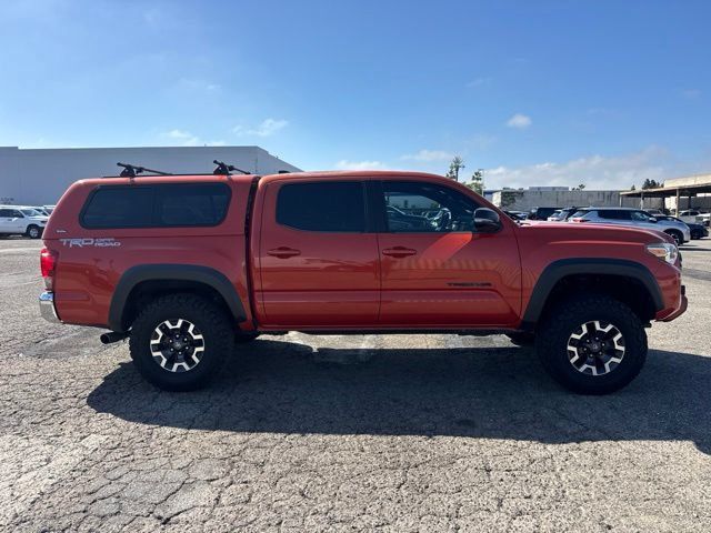 Used 2016 Toyota Tacoma TRD Off-Road w/ Towing Package RWD image 4