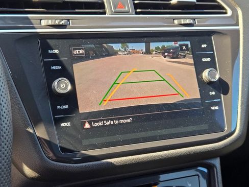Used 2024 Volkswagen Tiguan SE R-Line w/ MDO Package, Three-Row FWD image 37