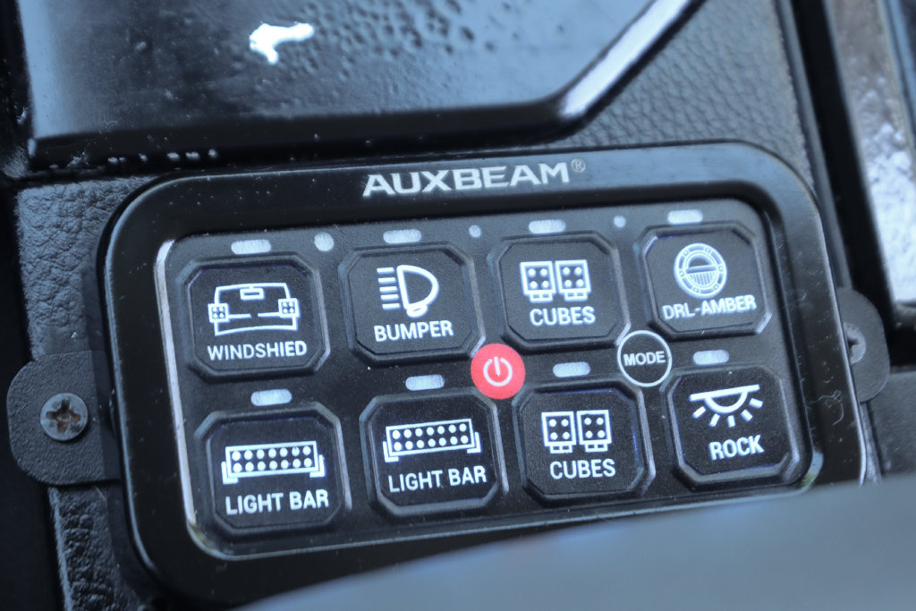 Used 2018 Toyota Tundra Limited w/ Limited Premium Package AWD/4WD image 33