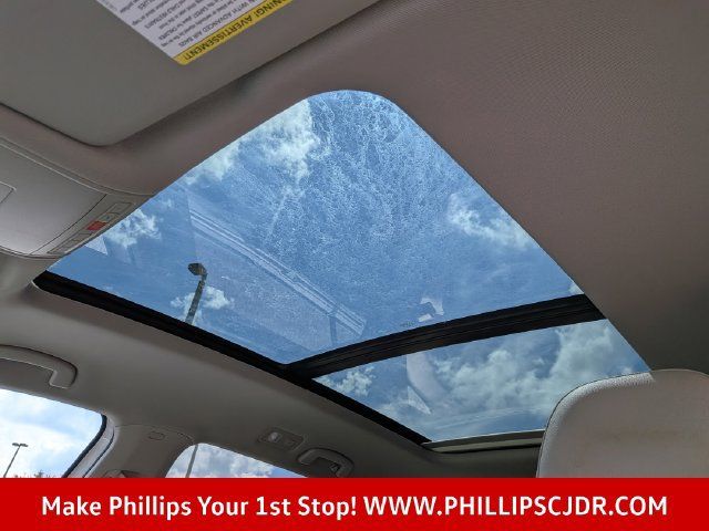 Used 2020 Volkswagen Atlas SE w/ Panoramic Sunroof Package FWD image 19