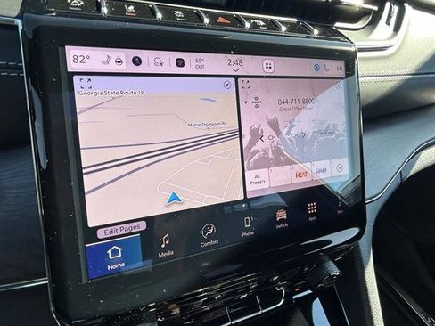 New 2025 Jeep Grand Cherokee Overland image 15