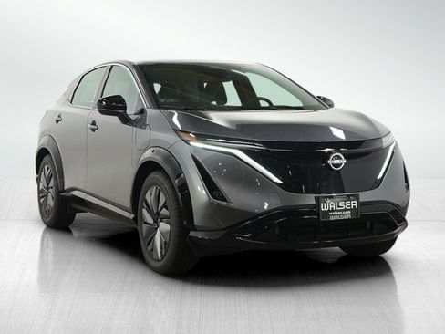 Used 2023 Nissan Ariya FWD image 7