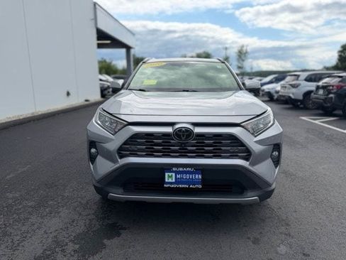 Used 2020 Toyota RAV4 Limited AWD/4WD image 3