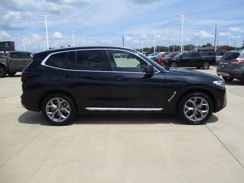 Used 2024 BMW X3 xDrive30i AWD/4WD image 7