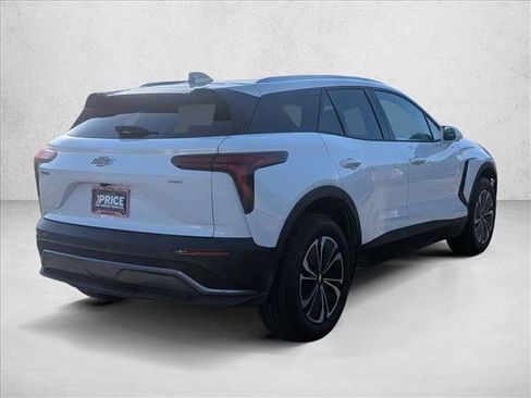 Used 2025 Chevrolet Blazer EV LT image 5