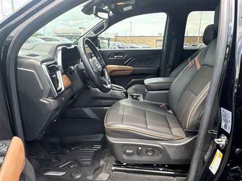 Certified 2023 GMC Canyon AT4 w/ Canyon Safety Plus Package AWD/4WD image 19