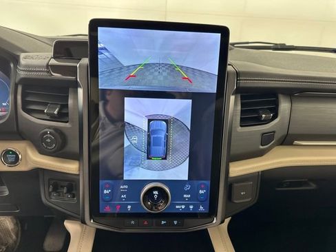 Used 2023 Ford Expedition Platinum image 22