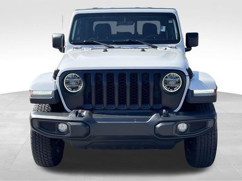 Used 2022 Jeep Gladiator Sport image 2