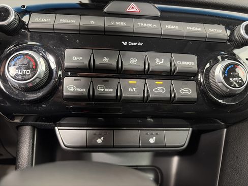 Used 2022 Kia Sportage EX AWD/4WD image 25