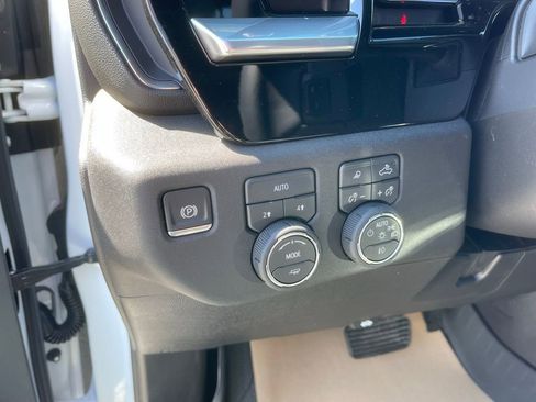 New 2026 Chevrolet Silverado 1500 RST AWD/4WD image 13