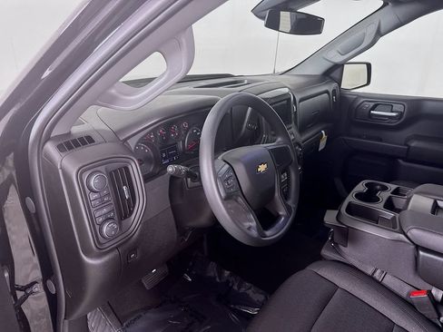 Used 2026 Chevrolet Silverado 1500 Custom AWD/4WD image 9
