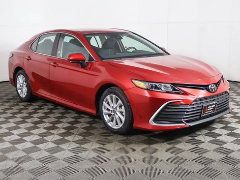 Used 2024 Toyota Camry LE image 43