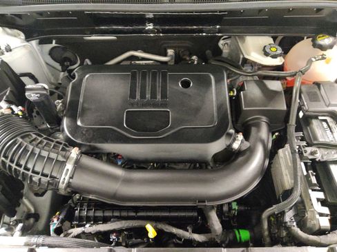 Used 2024 Chevrolet Blazer LT w/ Convenience Package FWD image 30