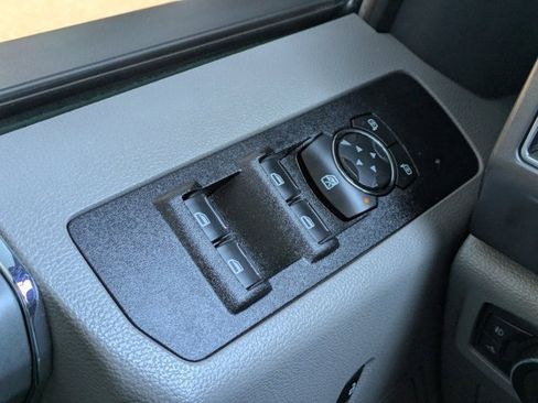 Used 2022 Ford F350 XLT w/ Black Appearance Package image 20