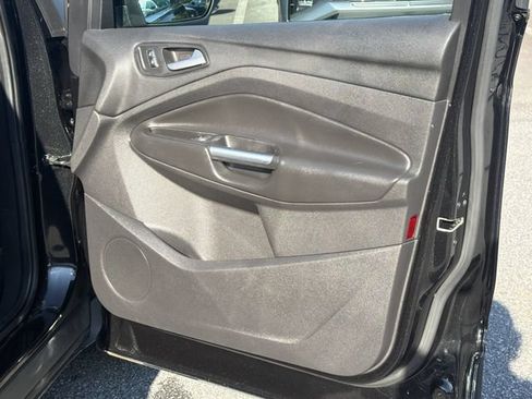 Used 2014 Ford Escape SE w/ Equipment Group 201A FWD image 14
