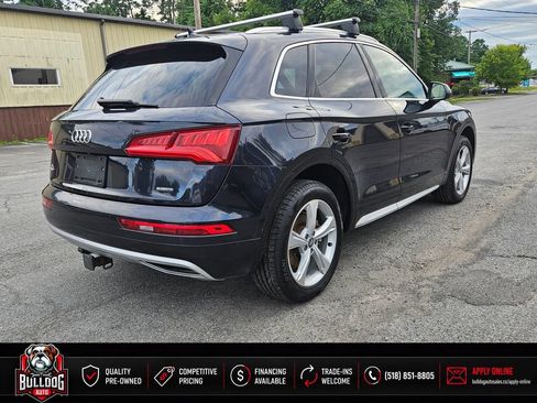 Used 2020 Audi Q5 2.0T Premium Plus w/ Premium Plus Package AWD/4WD image 6