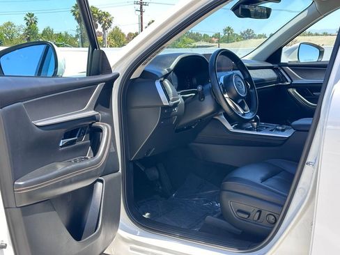Certified 2024 MAZDA CX-90 Plug-In Hybrid w/ Preferred AWD/4WD image 9
