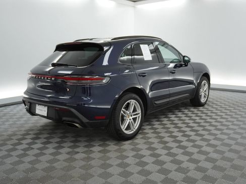 Certified 2023 Porsche Macan Turbo image 5