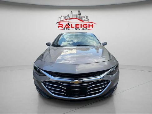 Used 2022 Chevrolet Malibu LT image 6