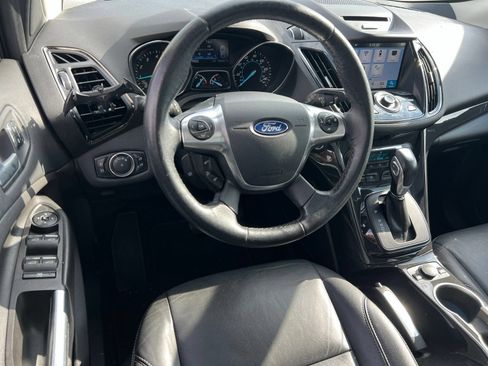 Used 2016 Ford Escape Titanium FWD image 33