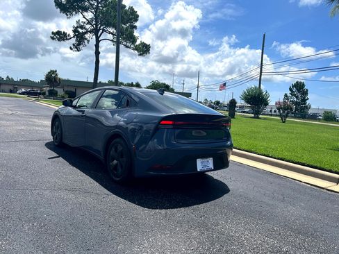 Used 2024 Toyota Prius LE image 6