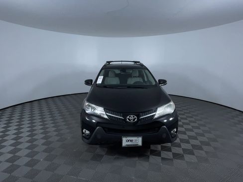 Used 2014 Toyota RAV4 Limited w/ Technology Package image 3