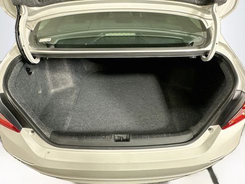 Used 2019 Honda Accord EX-L image 28