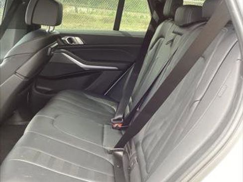 Used 2022 BMW X5 sDrive40i w/ M Sport Package image 13