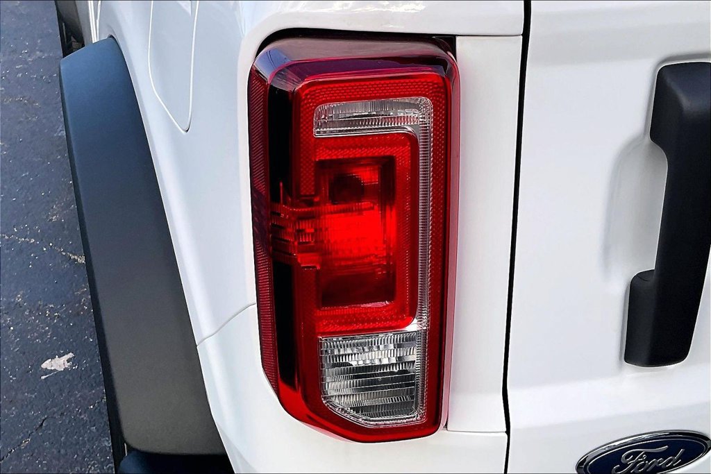 Used 2025 Ford Bronco 2-Door AWD/4WD image 29