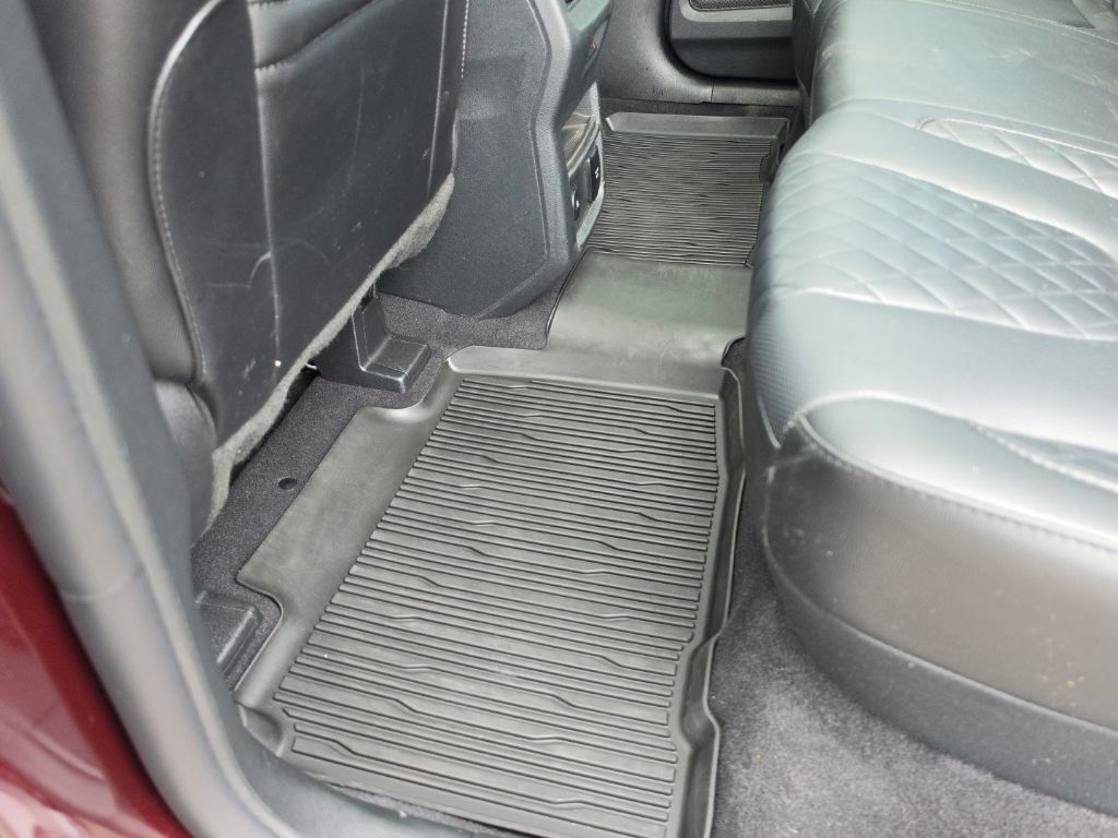Used 2024 Ford Edge Titanium w/ Equipment Group 301A AWD/4WD image 23