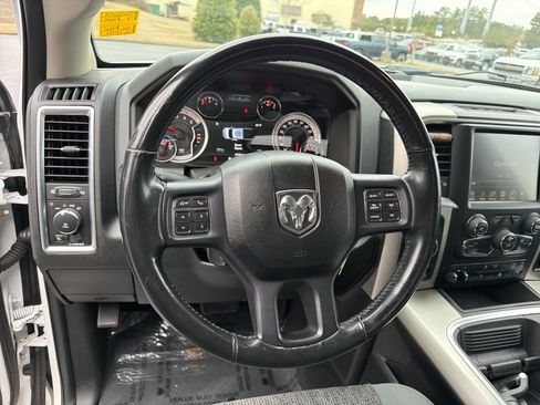 Used 2017 RAM 1500 Big Horn image 23