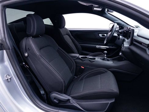 Used 2024 Ford Mustang GT RWD image 36