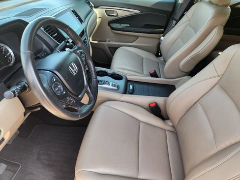 Used 2023 Honda Ridgeline RTL-E image 16