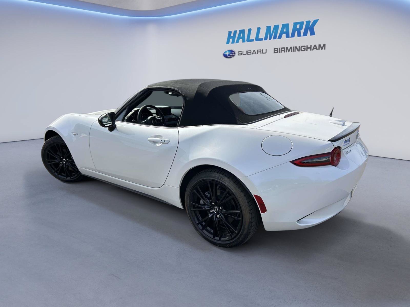 Used 2026 MAZDA MX-5 Miata Club w/ Interior Package RWD image 4
