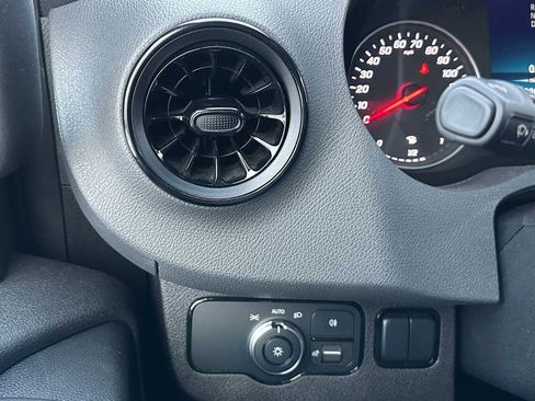 Used 2021 Freightliner Sprinter 2500 image 31