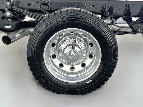 New 2026 RAM 5500 Tradesman AWD/4WD image 15